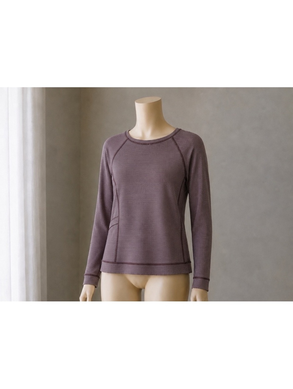 Avalanche Outdoor Supply Company Ultra Soft Long Sleeve Top Medium